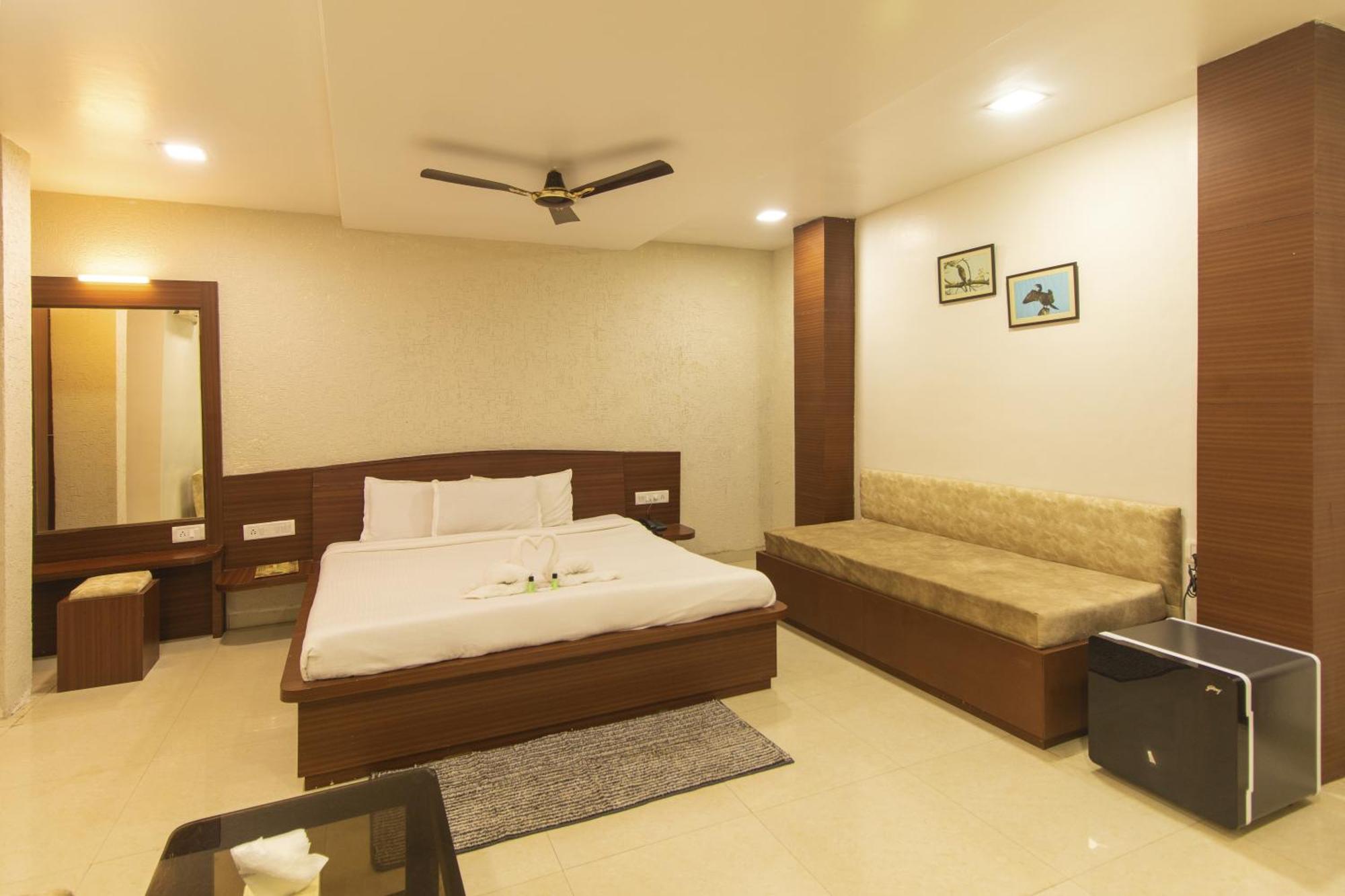 Wow Stayz2 Misty Meadows Pachmarhi Exterior photo
